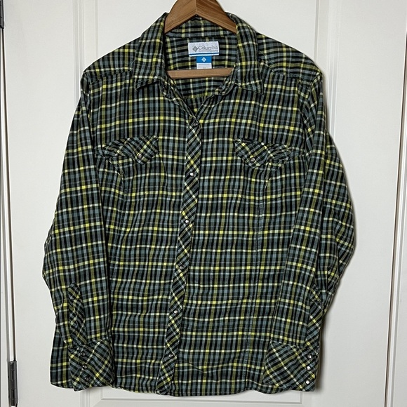 Columbia Women’s Flannel Top 2X Gray Yellow Pearl Snap Long Sleeve Shirt Pocket - Picture 1 of 9
